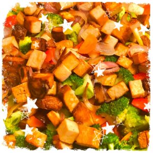 Gemüsepfanne mit Räuchertofu Gemüsepfanne mit Räuchertofu Rezept