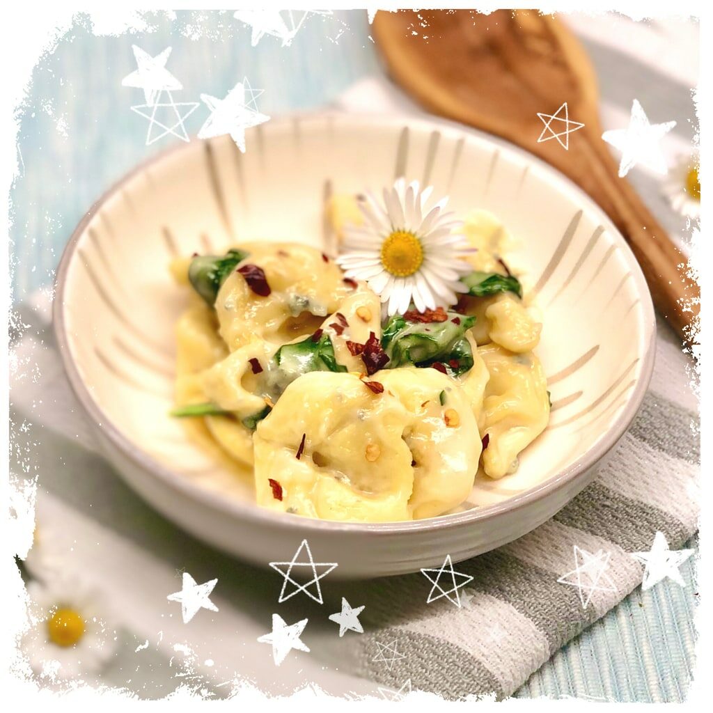 Tortellini mit Gorgonzola und Blattspinat Rezept