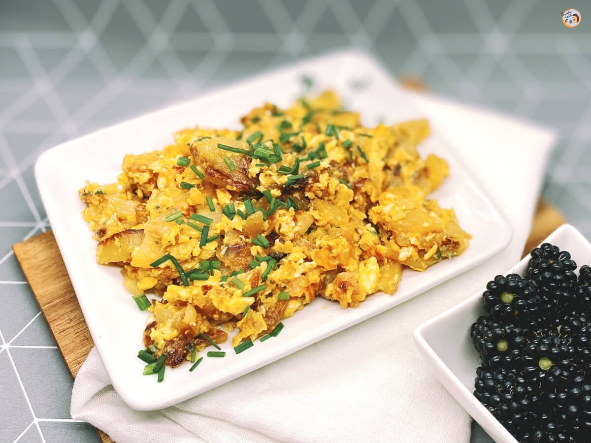 Bratkartoffeln mit Ei ♨ (Bauernfrühstück) - lecker Brunch Bratkartoffeln mit Ei ♨ (Bauernfrühstück) - lecker Brunch