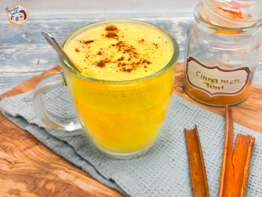 Kurkuma Latte Goldene Milch Drink