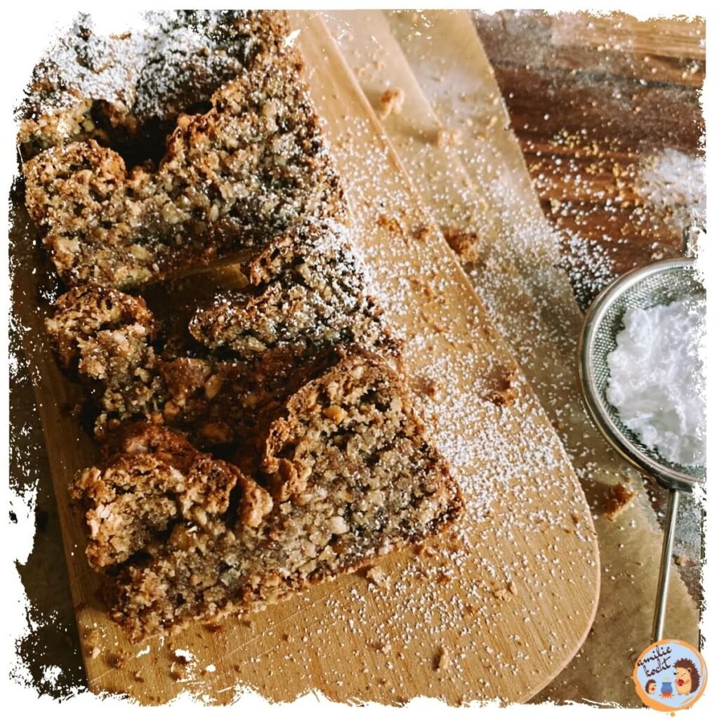 Rezept für Haselnusskuchen ♥ saftig &amp; vegan mit Puderzucker