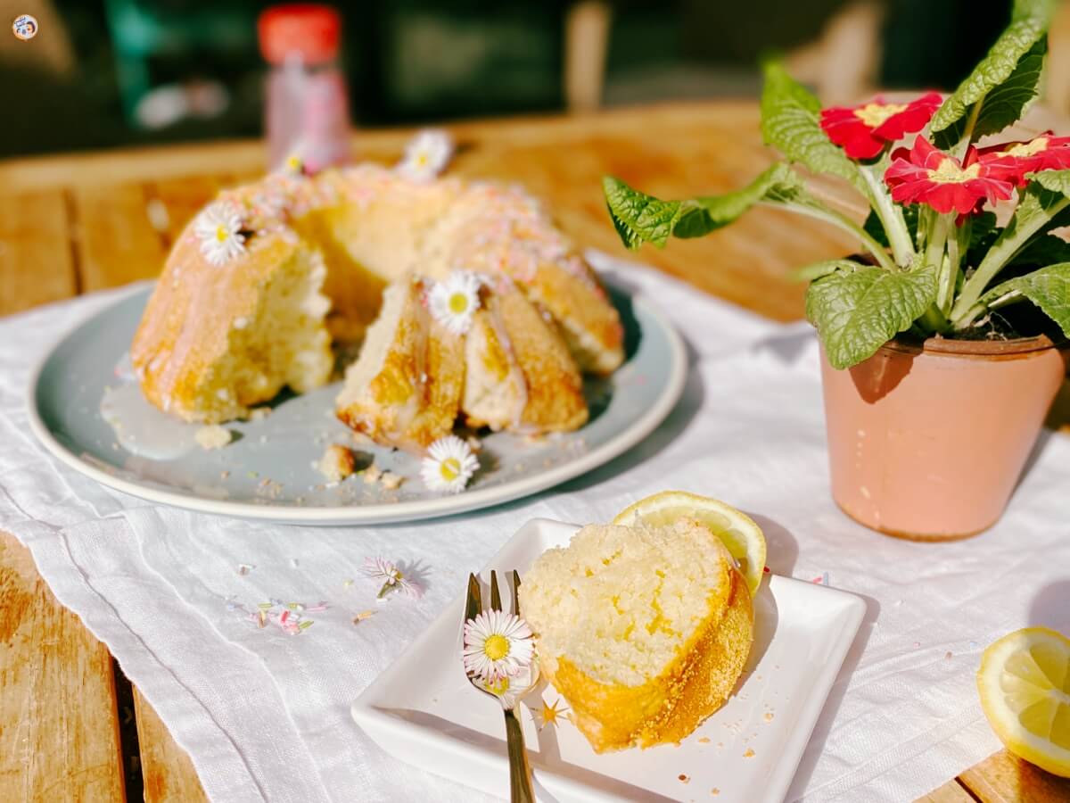 Saftiger Joghurtkuchen ohne Ei ♥ Rezept einfach + lecker