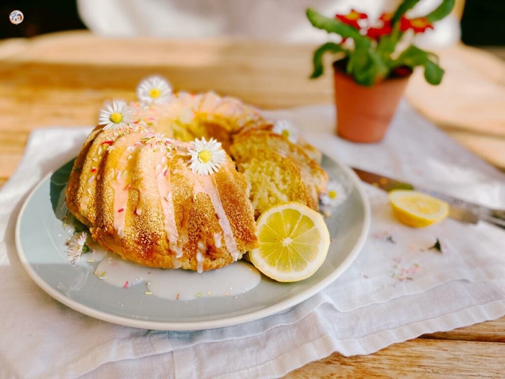 Saftiger Joghurtkuchen ohne Ei ♥ Rezept einfach + lecker