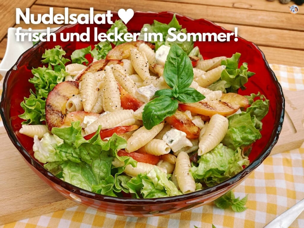 Nudelsalat im Sommer