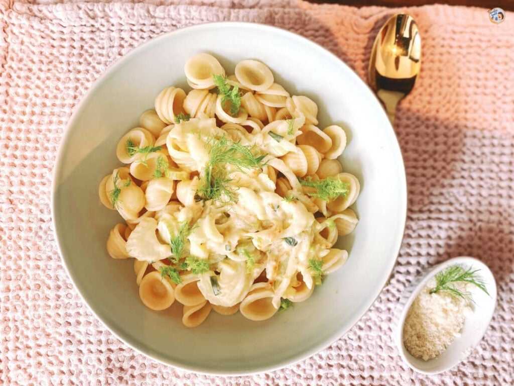 Fenchelpasta mit Parmesan Soße