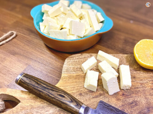 Indischen Paneer Käse selber machen ♥ schnell und frisch! Indischen Paneer Käse selber machen ♥ schnell und frisch!