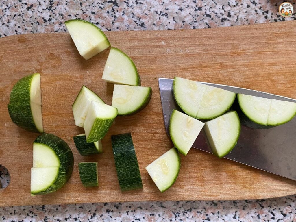 Zucchini schneiden