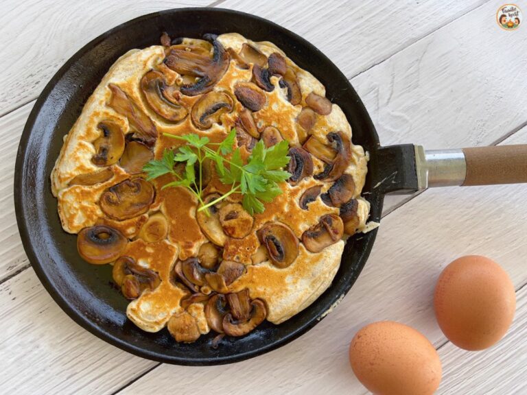 Pfannkuchen mit Champignons und Käse - herzhaft lecker! Pfannkuchen mit Champignons und Käse - herzhaft lecker!