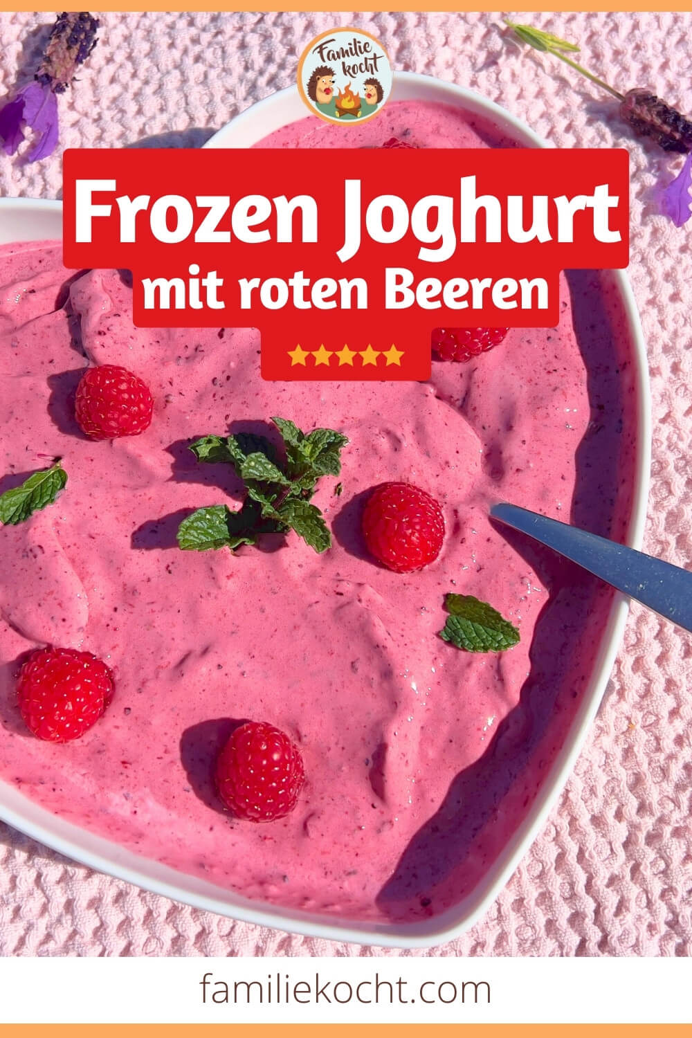 Frozen Joghurt mit roten Beeren • ganz ohne Eismaschine! Frozen Joghurt mit roten Beeren • ganz ohne Eismaschine!