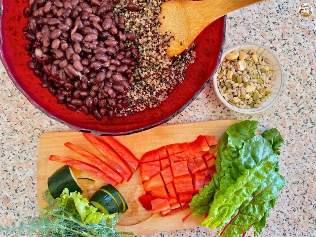 Quinoa Salat mit Schwarzen Bohnen