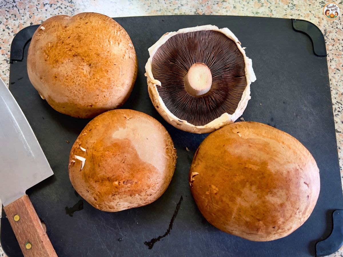 Gegrillte Portobello-Pilze mit Knoblauch und Thymian • Familie kocht