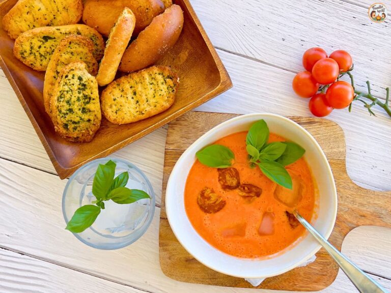Salmorejo - Kalte Spanische Tomatensuppe • Familie kocht Salmorejo - Kalte Spanische Tomatensuppe • Familie kocht