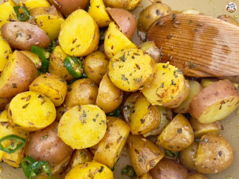 Aloo Jeera - Pellkartoffeln mit Kreuzkümmel-Twist • Familie kocht